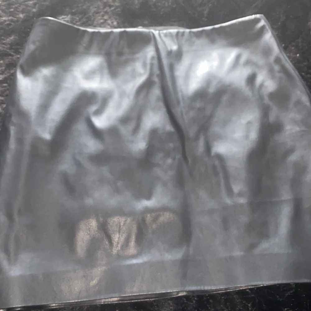 Juniors  mini leather skirt